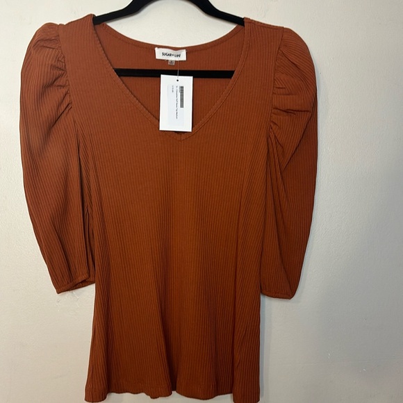 Sugarlips Rust Ribbed Top - Picture 3 of 8